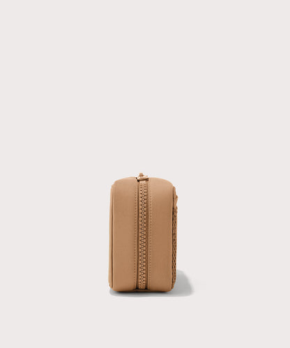 Arlo Tech Organizer in Camel, Large