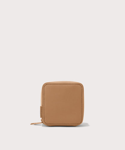 Arlo Tech Organizer in Camel, Small