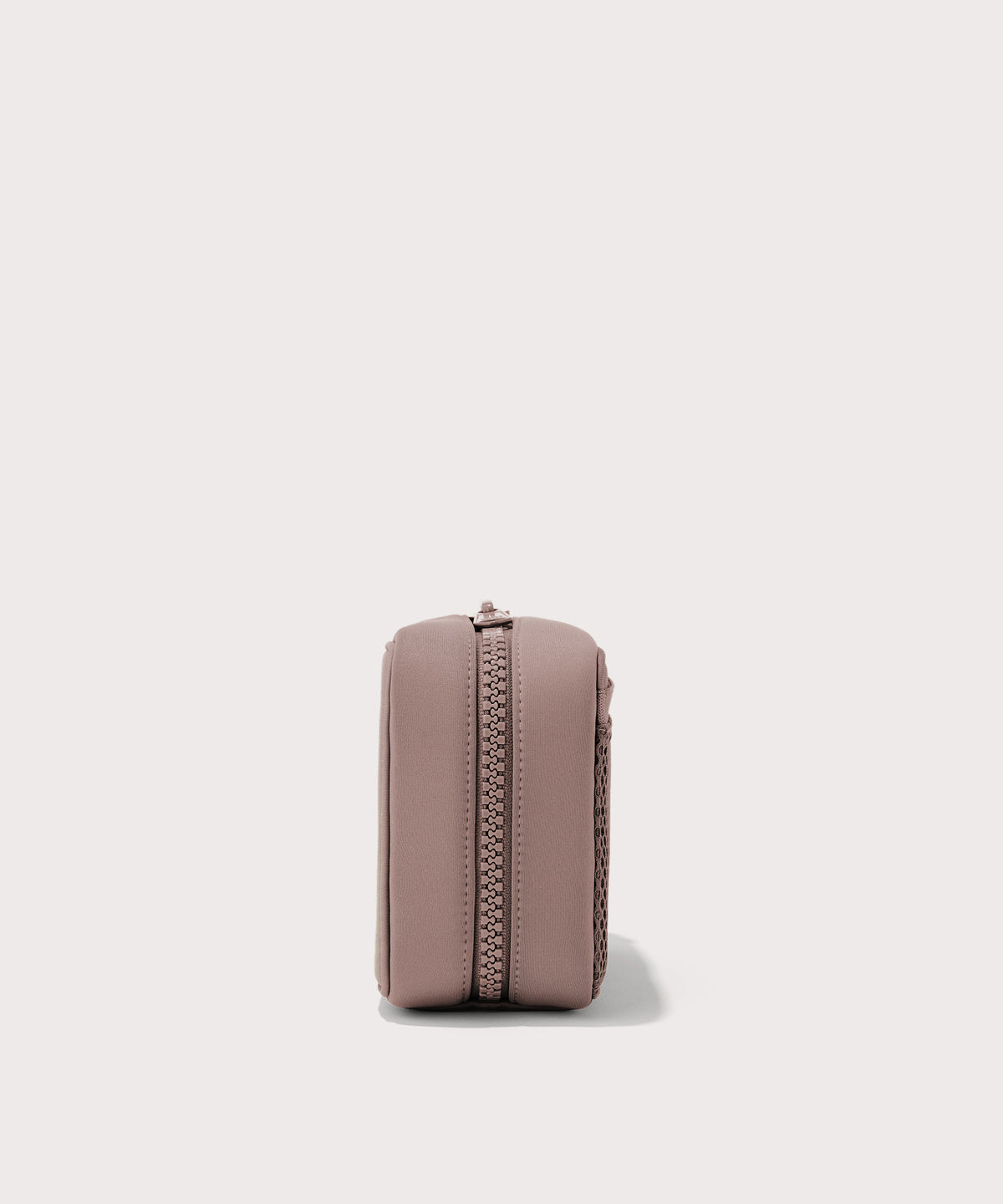 Arlo Tech Organizer in Dune, Large