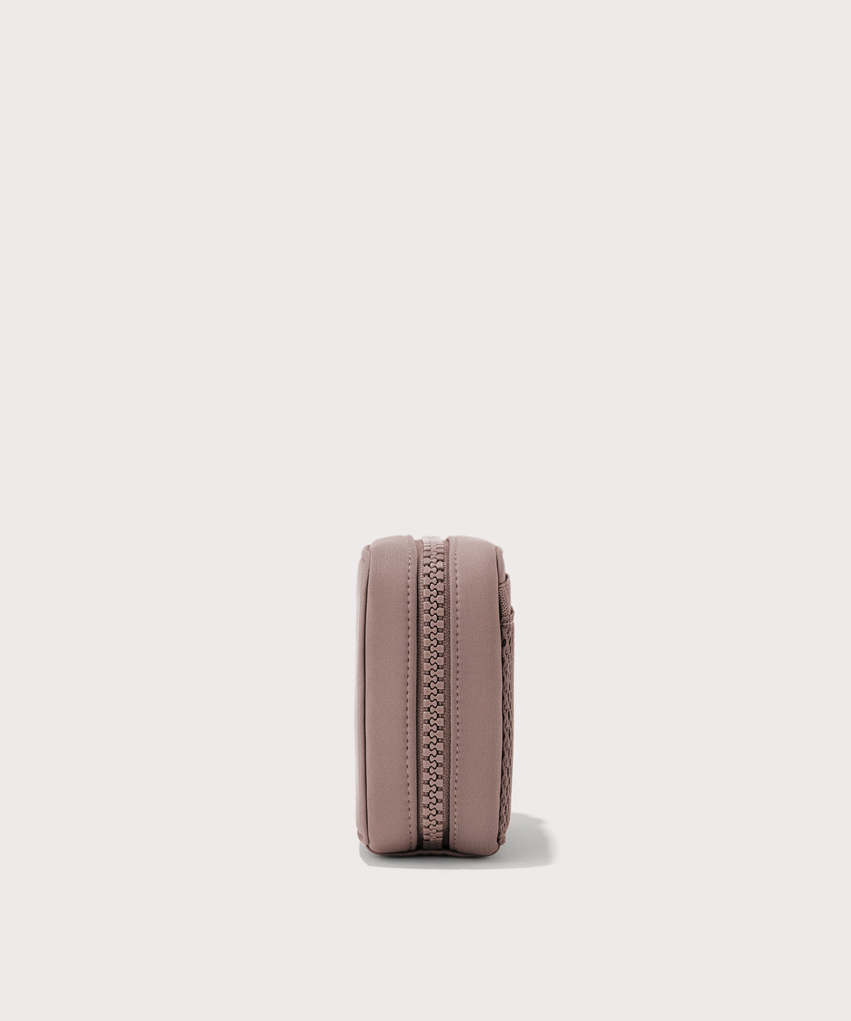 Arlo Tech Organizer in Dune, Small