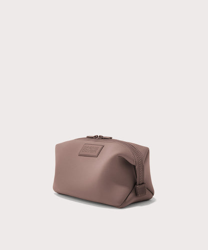 Hunter Toiletry Bag in Dune, Large