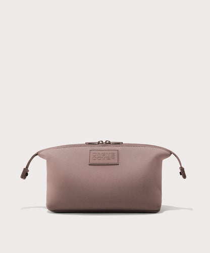 Hunter Toiletry Bag in Dune, Large
