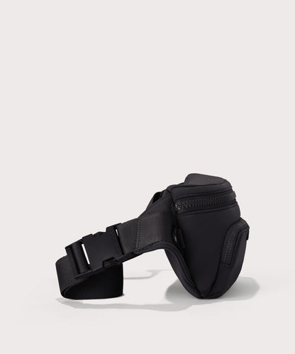 Jax Large Fanny Pack in Onyx